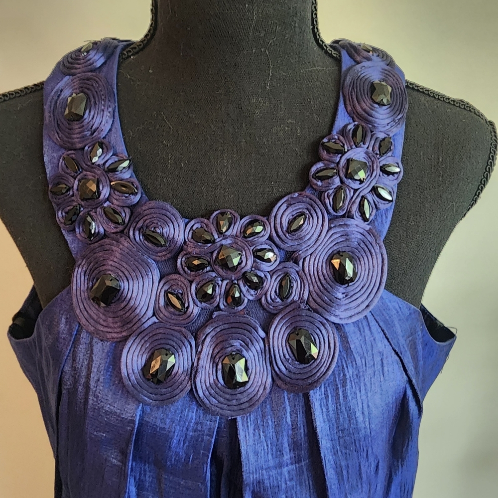 Dress - Picture 2 of 5